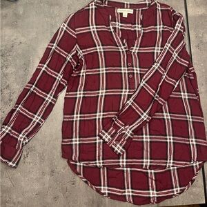 Feddy Henley Top - Plaid Burgundy